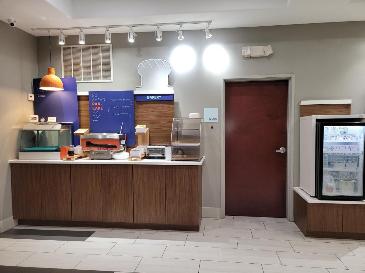 Holiday Inn Express Hotel & Suites Vidor South, An Ihg Hotel Eksteriør billede